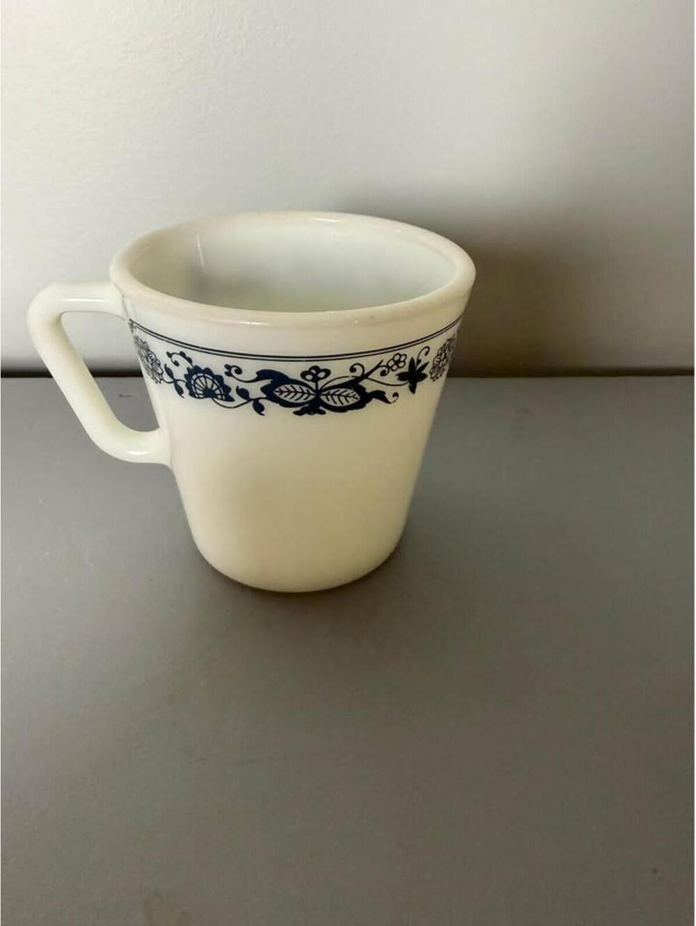 Pyrex milk glass Blue Floral (Old Blue Town pattern) Mug